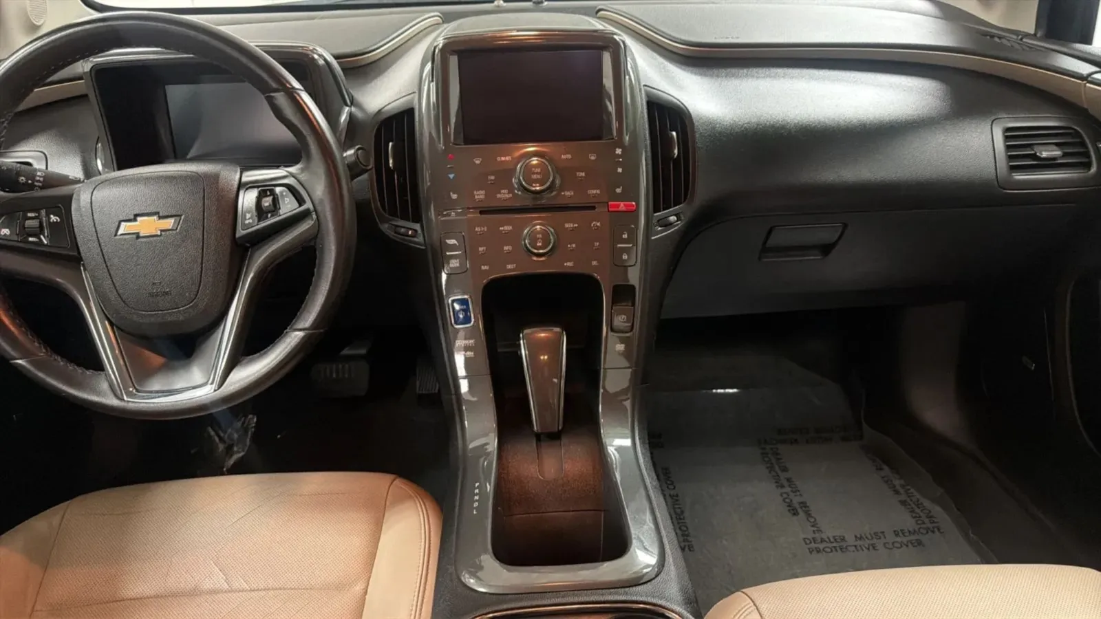 Chevrolet Volt photo 16