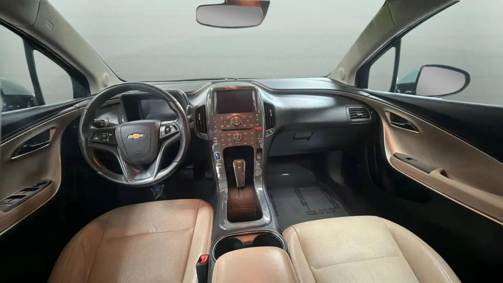 Chevrolet Volt photo 9