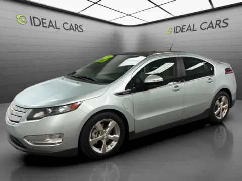 Silver 2012 Chevrolet Volt Premium for sale in Mesa, AZ