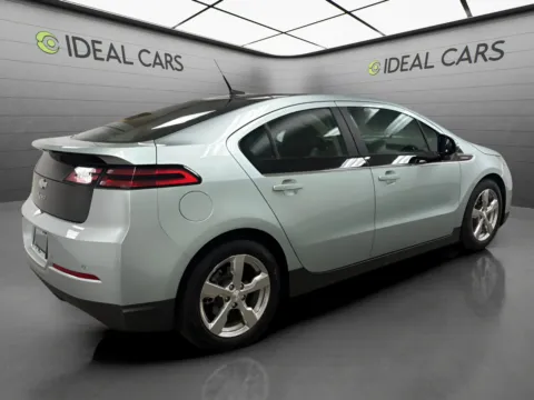 More photos of 2012 Chevrolet Volt Premium at Ideal Cars - at Alma School Rd, AZ