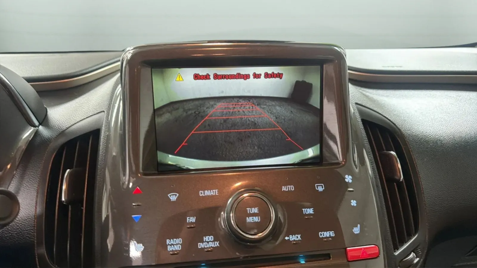 Chevrolet Volt photo 14