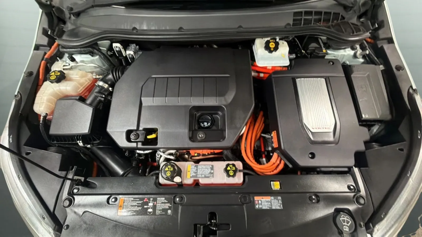 Chevrolet Volt photo 23