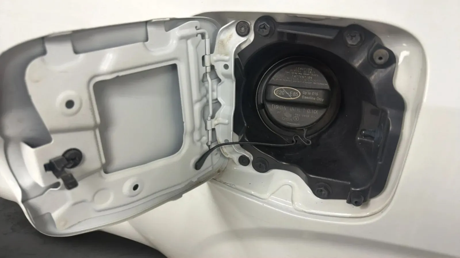 Toyota Tacoma photo 24