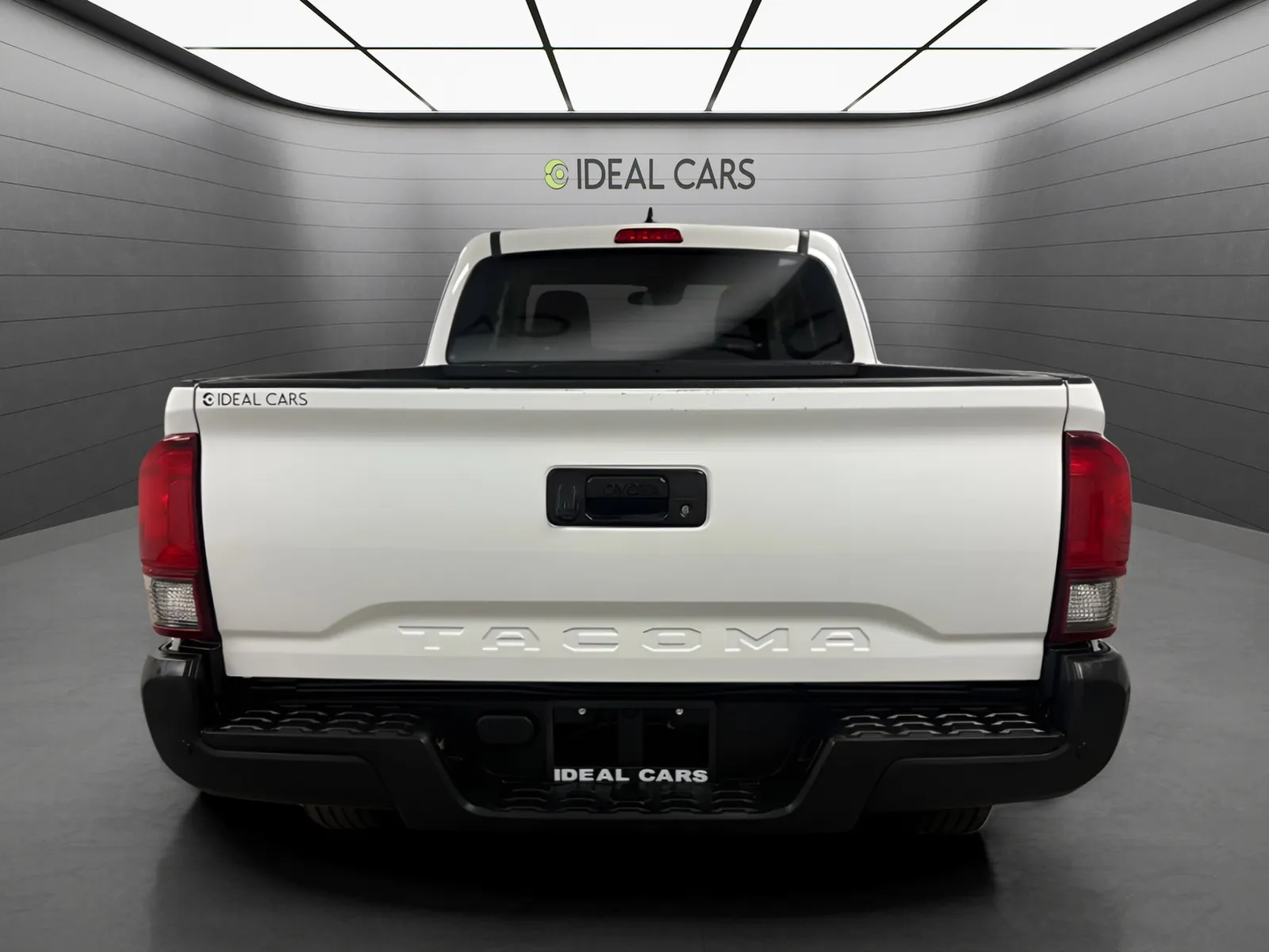 Toyota Tacoma photo 6
