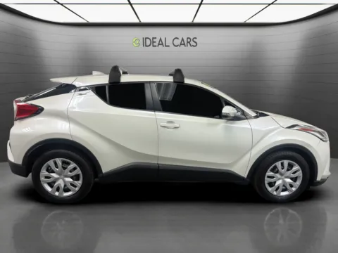 More photos of 2020 Toyota C-HR LE at Ideal Cars - at Alma School Rd, AZ