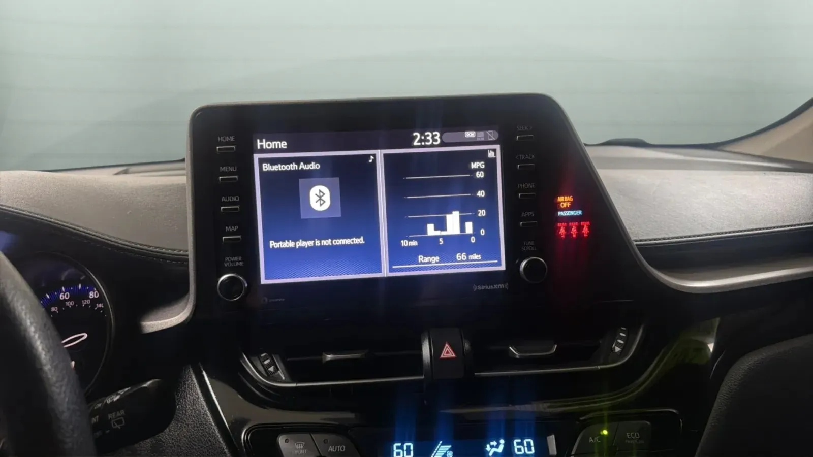 Toyota C-HR photo 13
