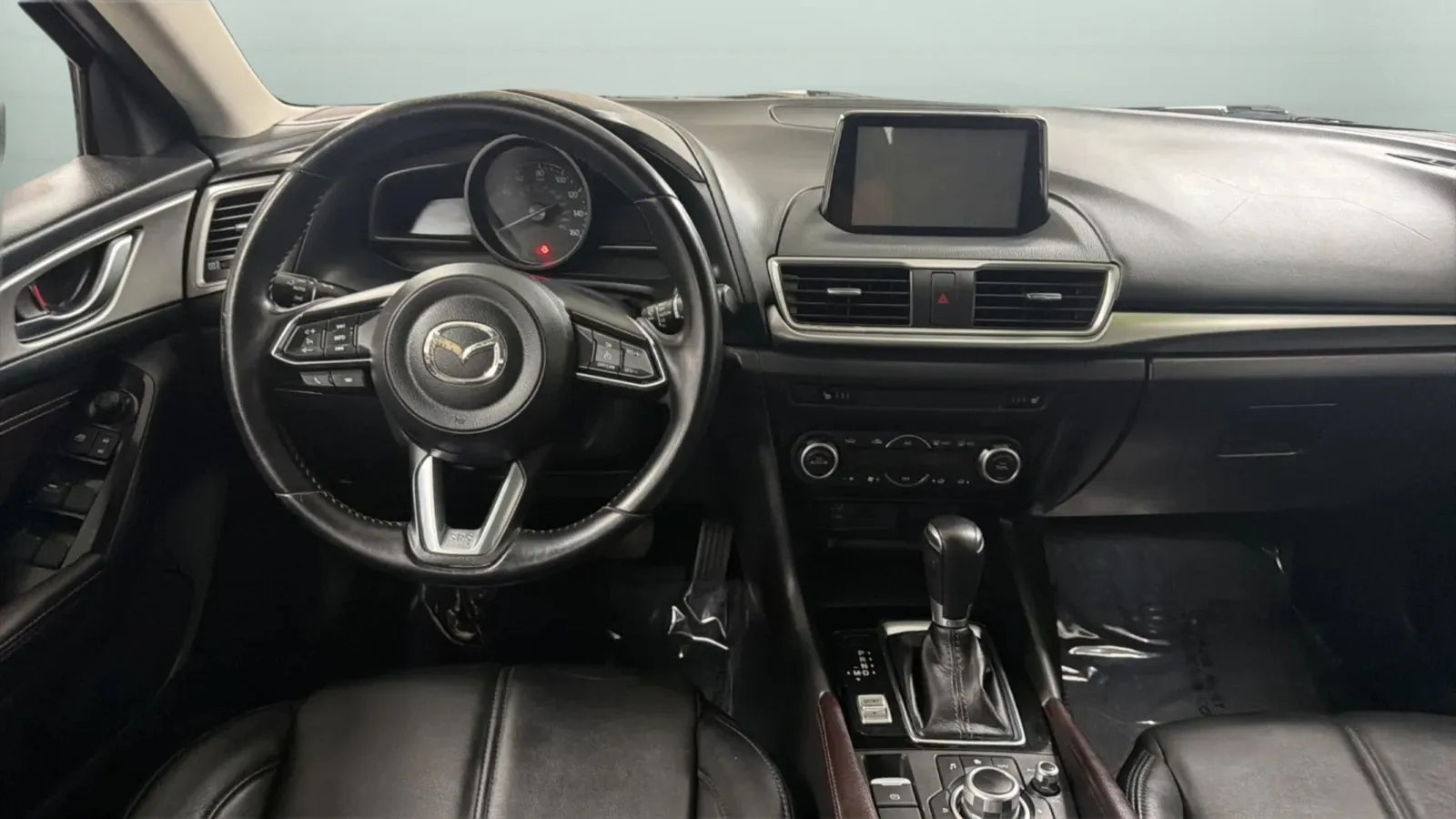 Mazda Mazda3 photo 10