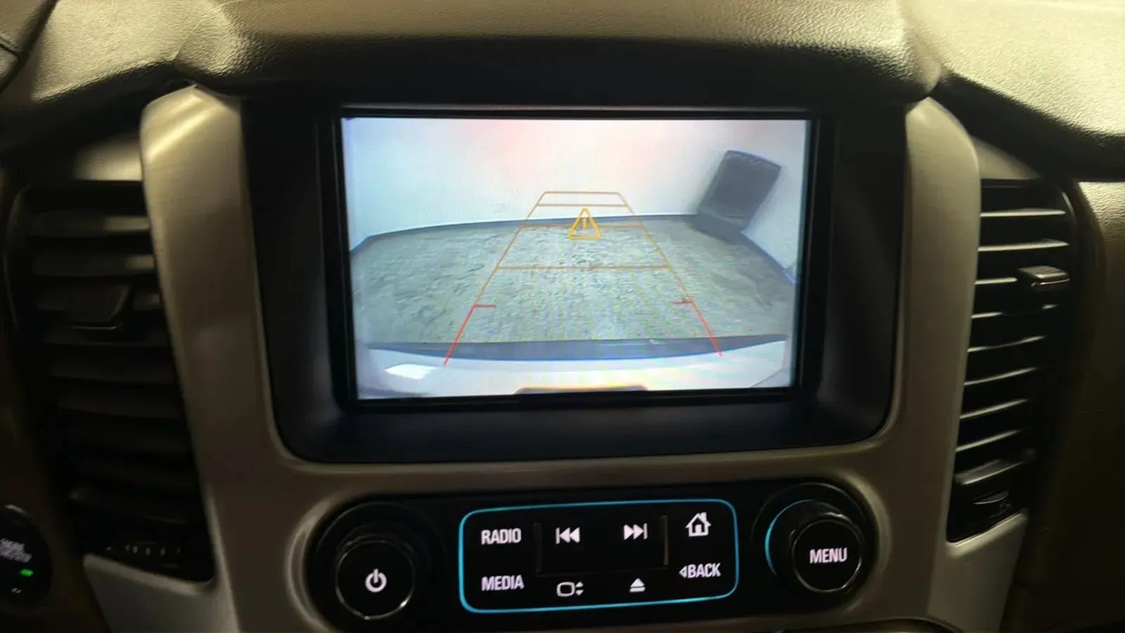 GMC Yukon XL photo 14