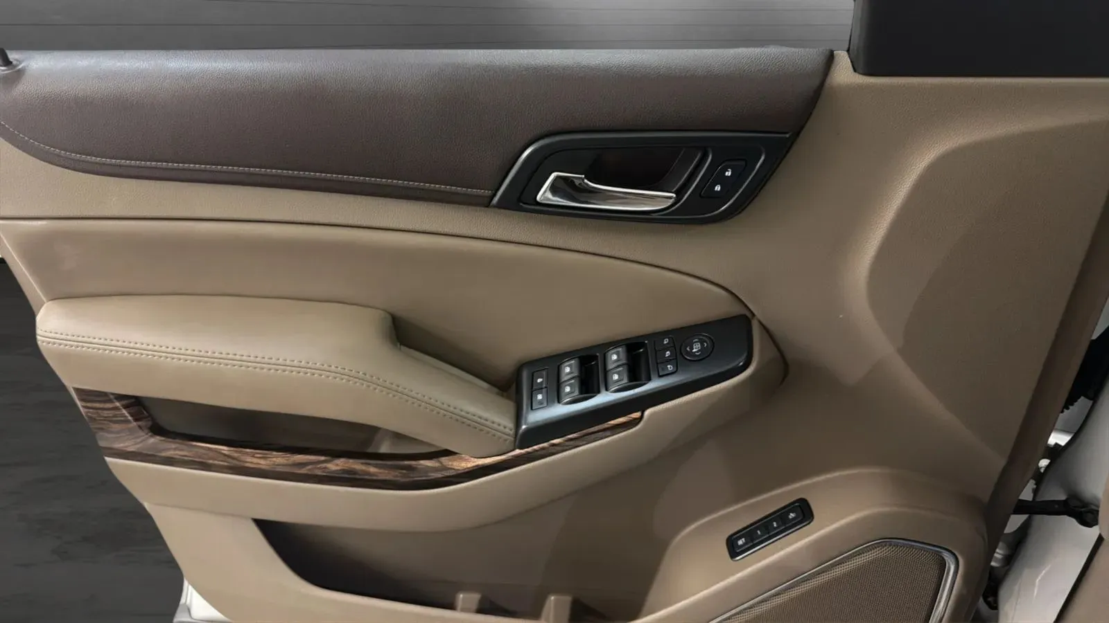 GMC Yukon XL photo 17
