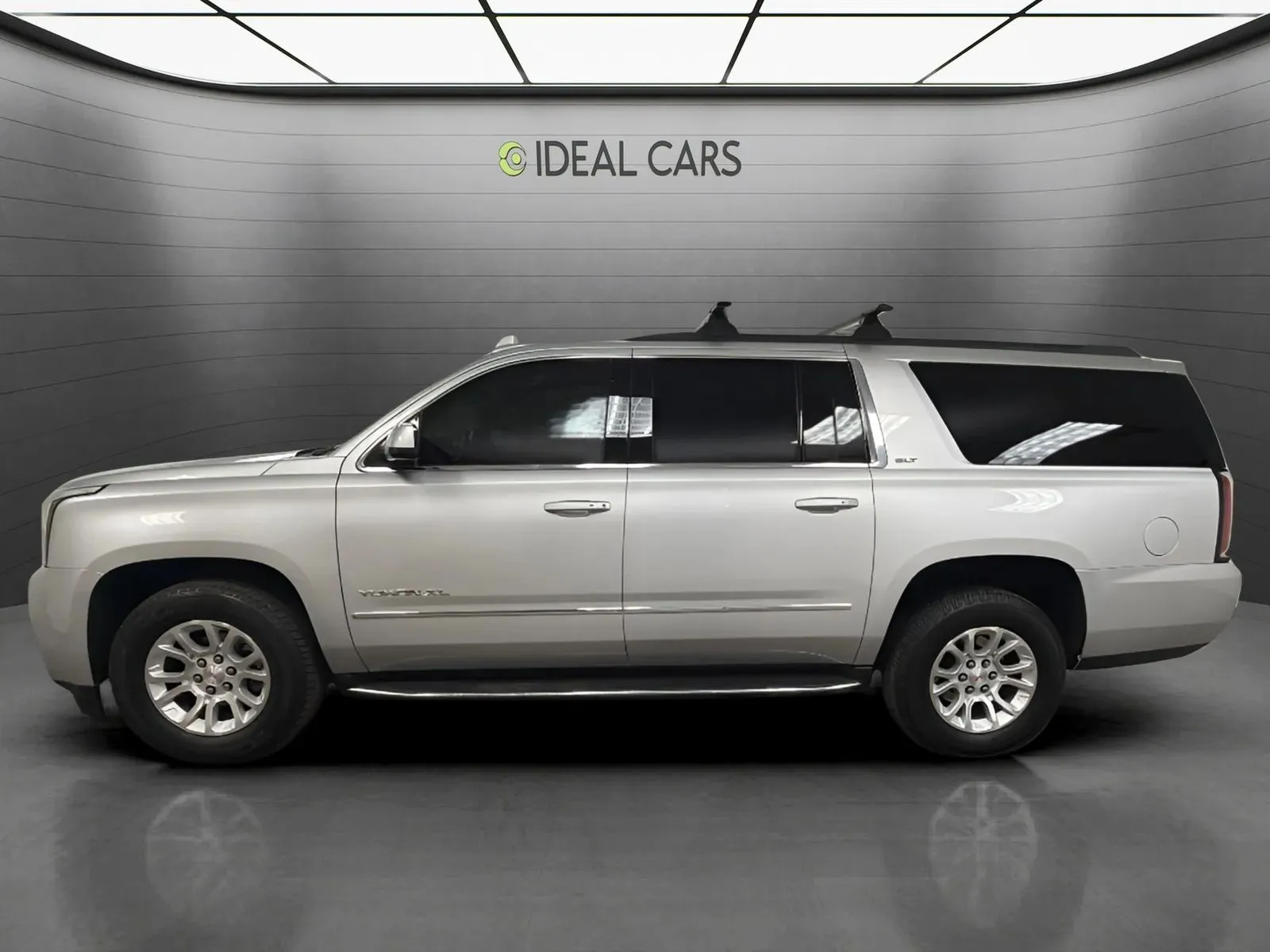 GMC Yukon XL photo 8