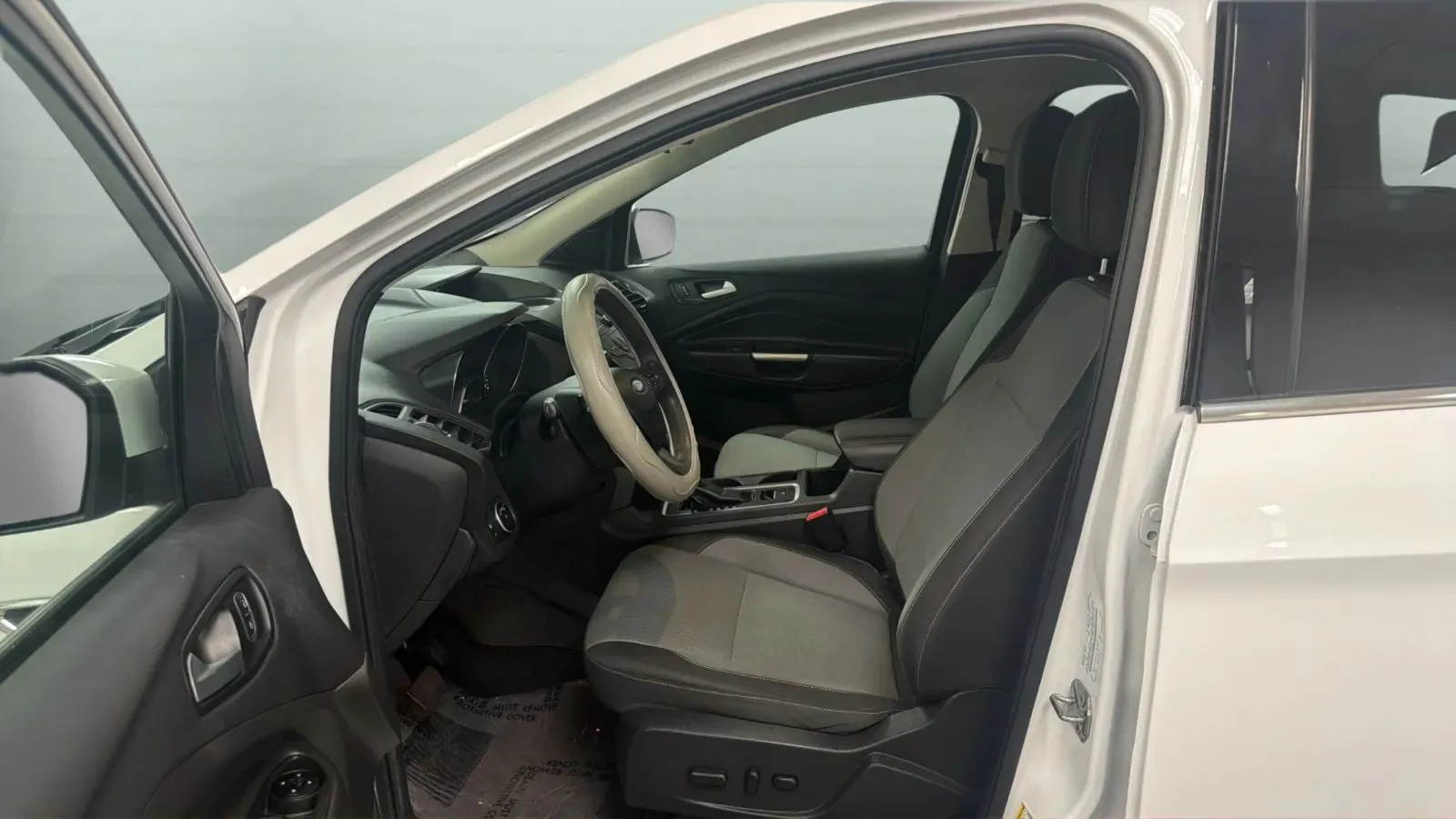 Ford Escape photo 20