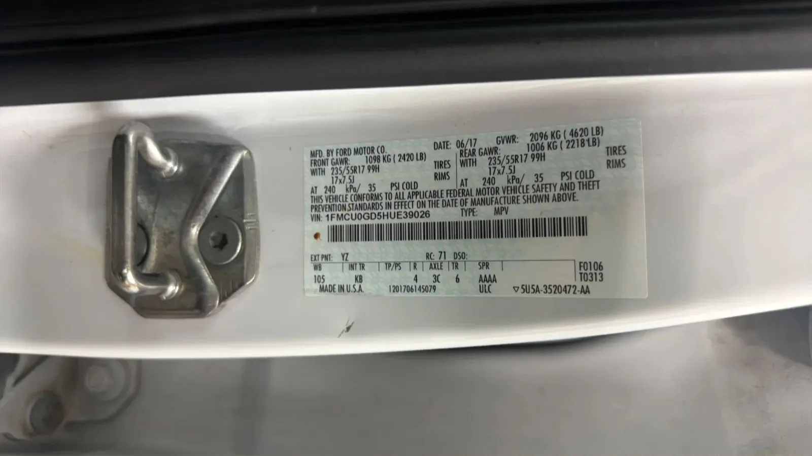 Ford Escape photo 24