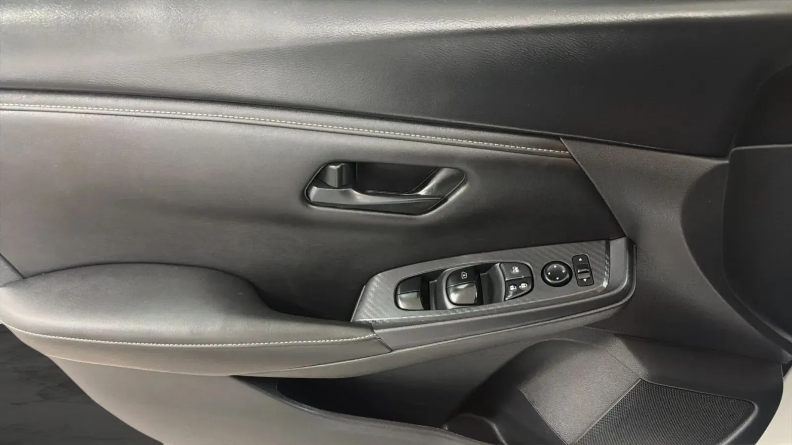 Nissan Sentra photo 18