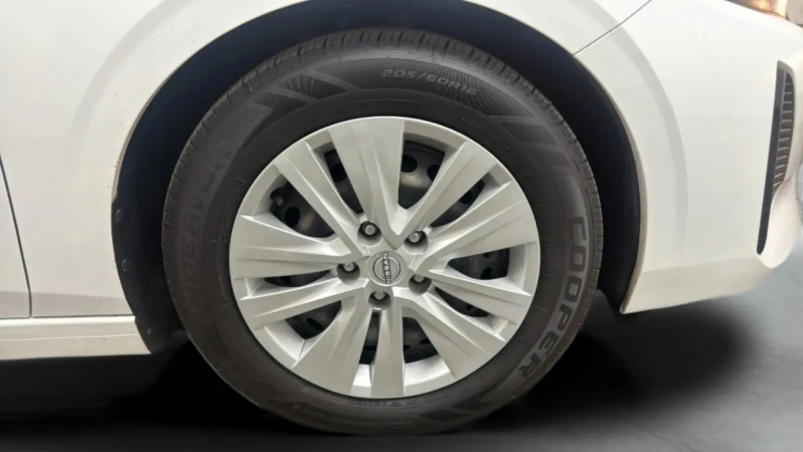 Nissan Sentra photo 25