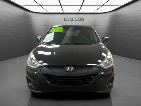 Photos of 2015 Hyundai TUCSON GLS for sale in Mesa, AZ at Ideal Cars - at Alma School Rd