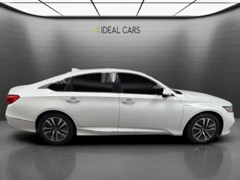 More photos of 2020 Honda Accord Hybrid Touring at Ideal Cars - at Alma School Rd, AZ