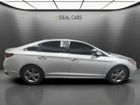 More photos of 2018 Hyundai SONATA SEL at Ideal Cars - at Alma School Rd, AZ