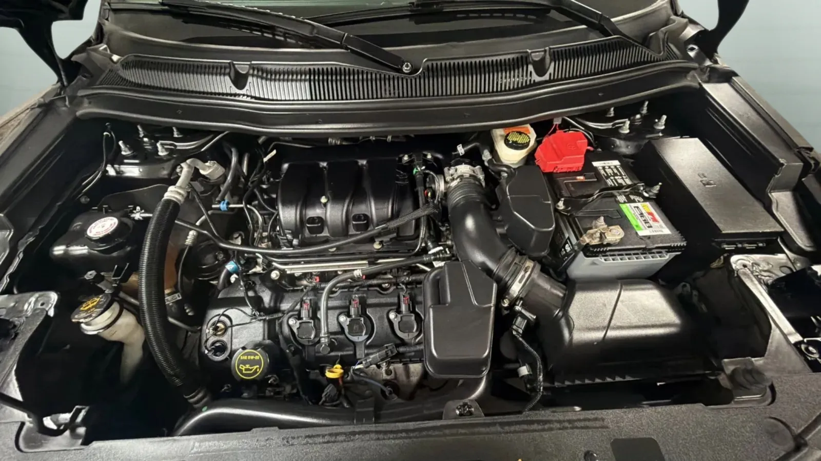 Ford Explorer photo 21