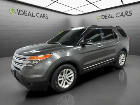 Gray 2015 Ford Explorer XLT for sale in Mesa, AZ