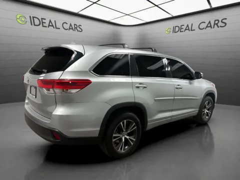 More photos of 2017 Toyota Highlander LE Plus at Ideal Cars - at Alma School Rd, AZ