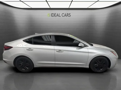 More photos of 2019 Hyundai ELANTRA SEL at Ideal Cars - at Alma School Rd, AZ