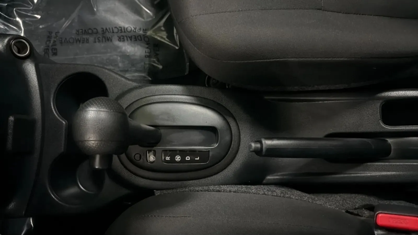 Nissan Versa photo 12