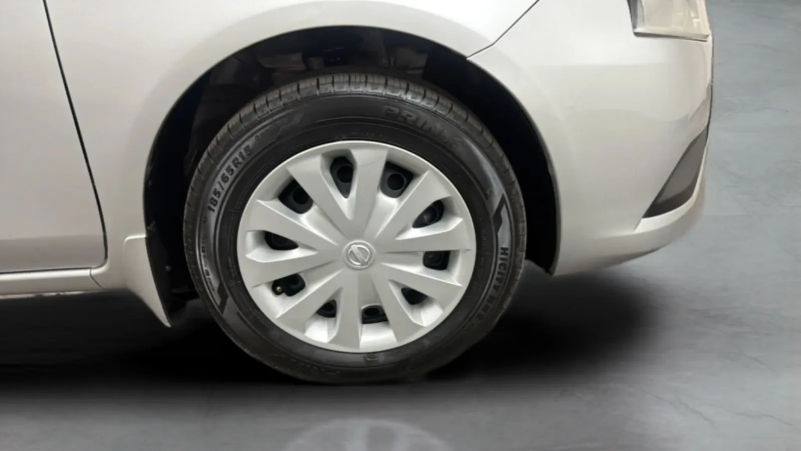 Nissan Versa photo 23