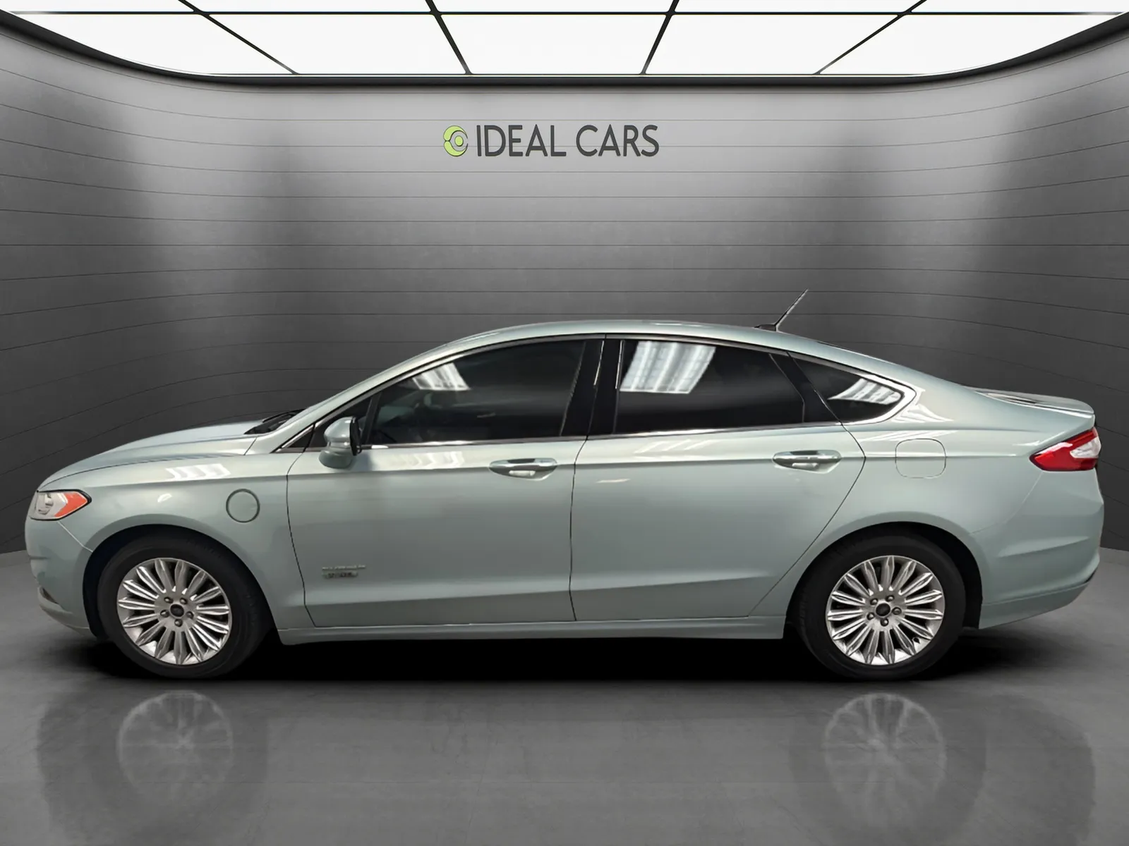 Ford Fusion photo 8