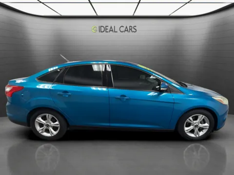 More photos of 2014 Ford Focus SE at Ideal Cars - at Alma School Rd, AZ