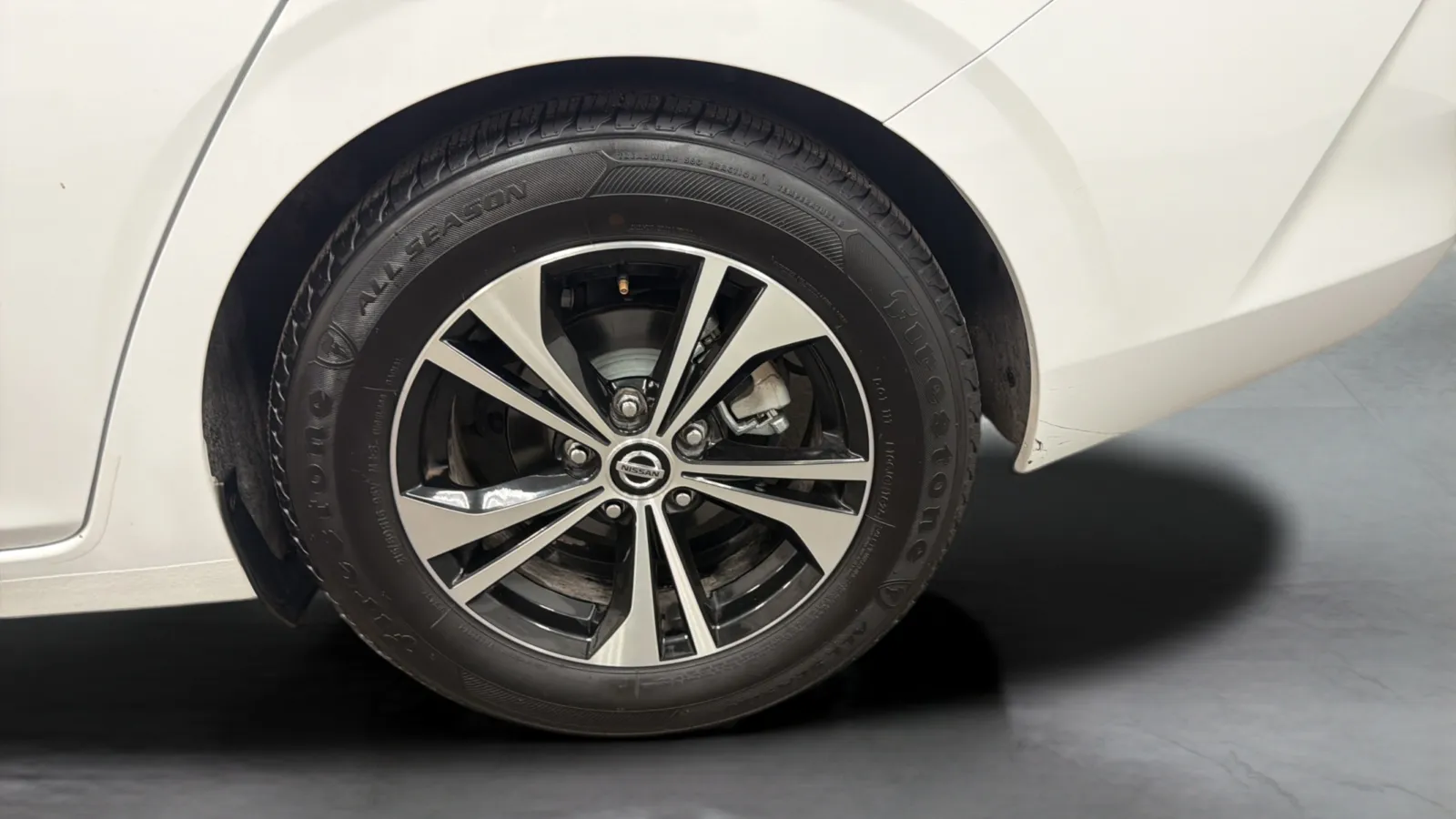 Nissan Sentra photo 27