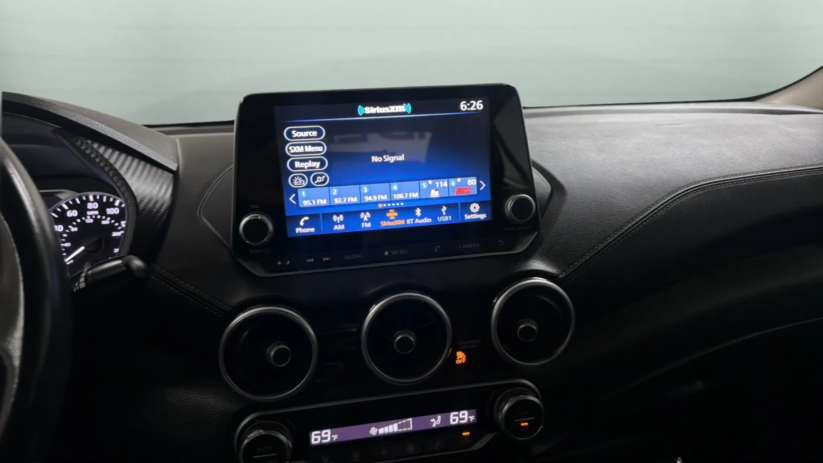 Nissan Sentra photo 13