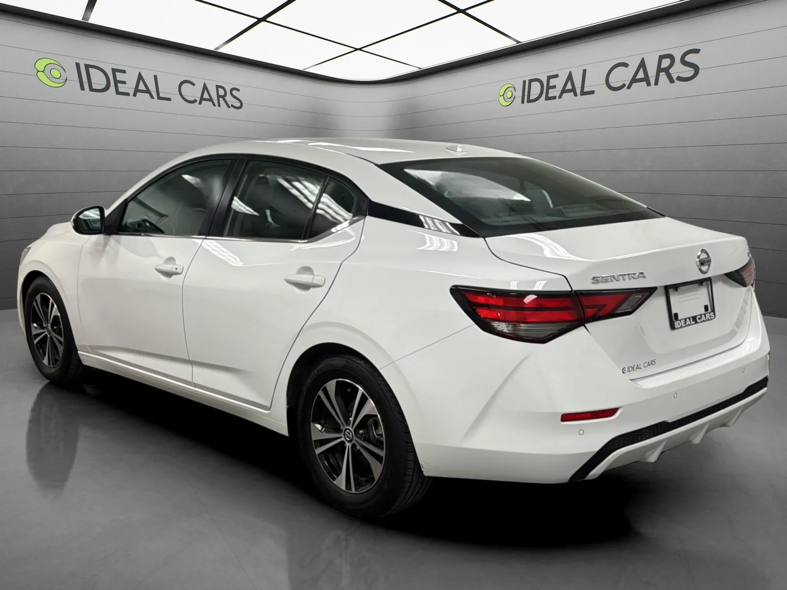Nissan Sentra photo 7