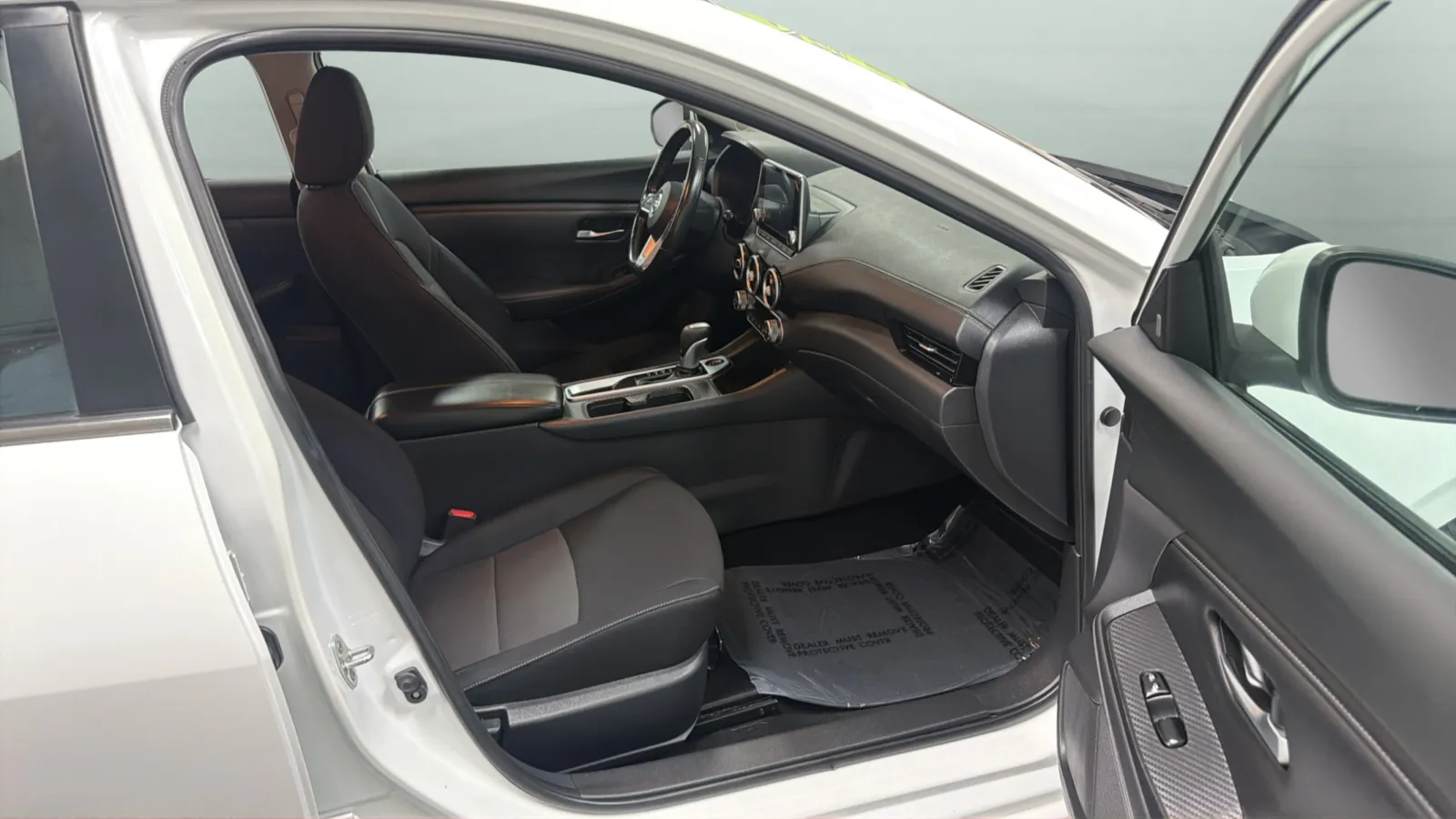 Nissan Sentra photo 22