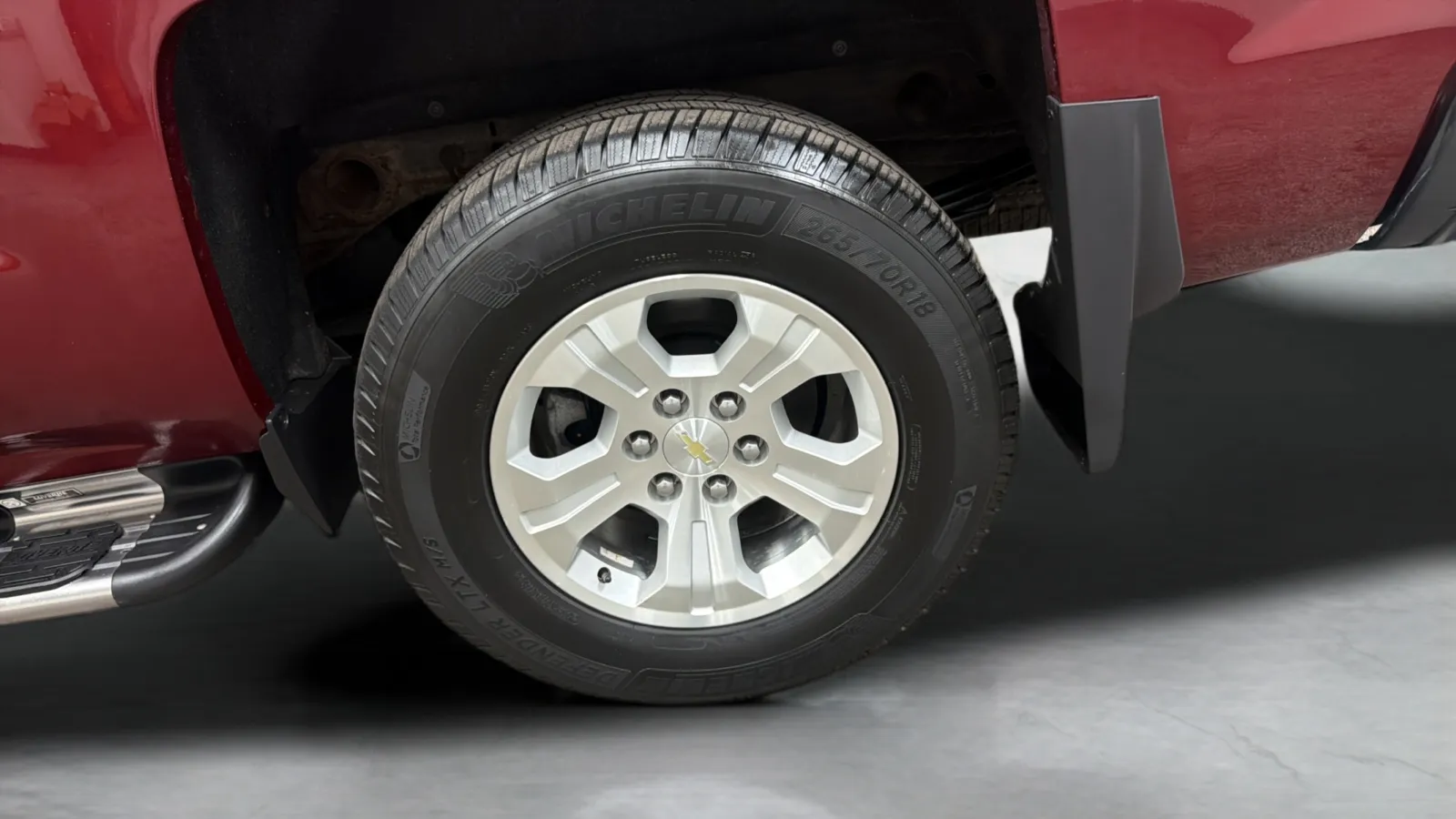 Chevrolet Silverado photo 27