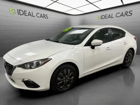 White 2016 Mazda Mazda3 i Sport for sale in Mesa, AZ