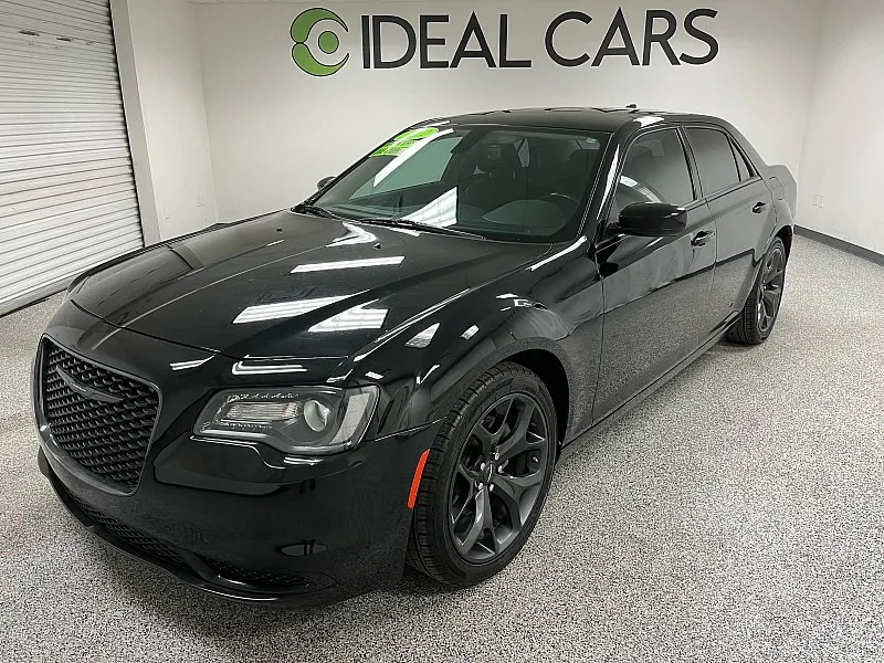 Black 2022 Chrysler 300 Touring for sale in Mesa, AZ