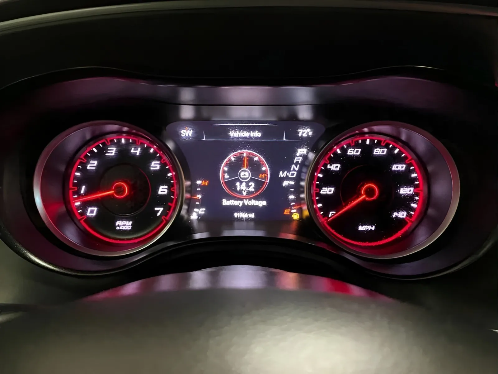 2022 Dodge Charger SXT - Photo 18