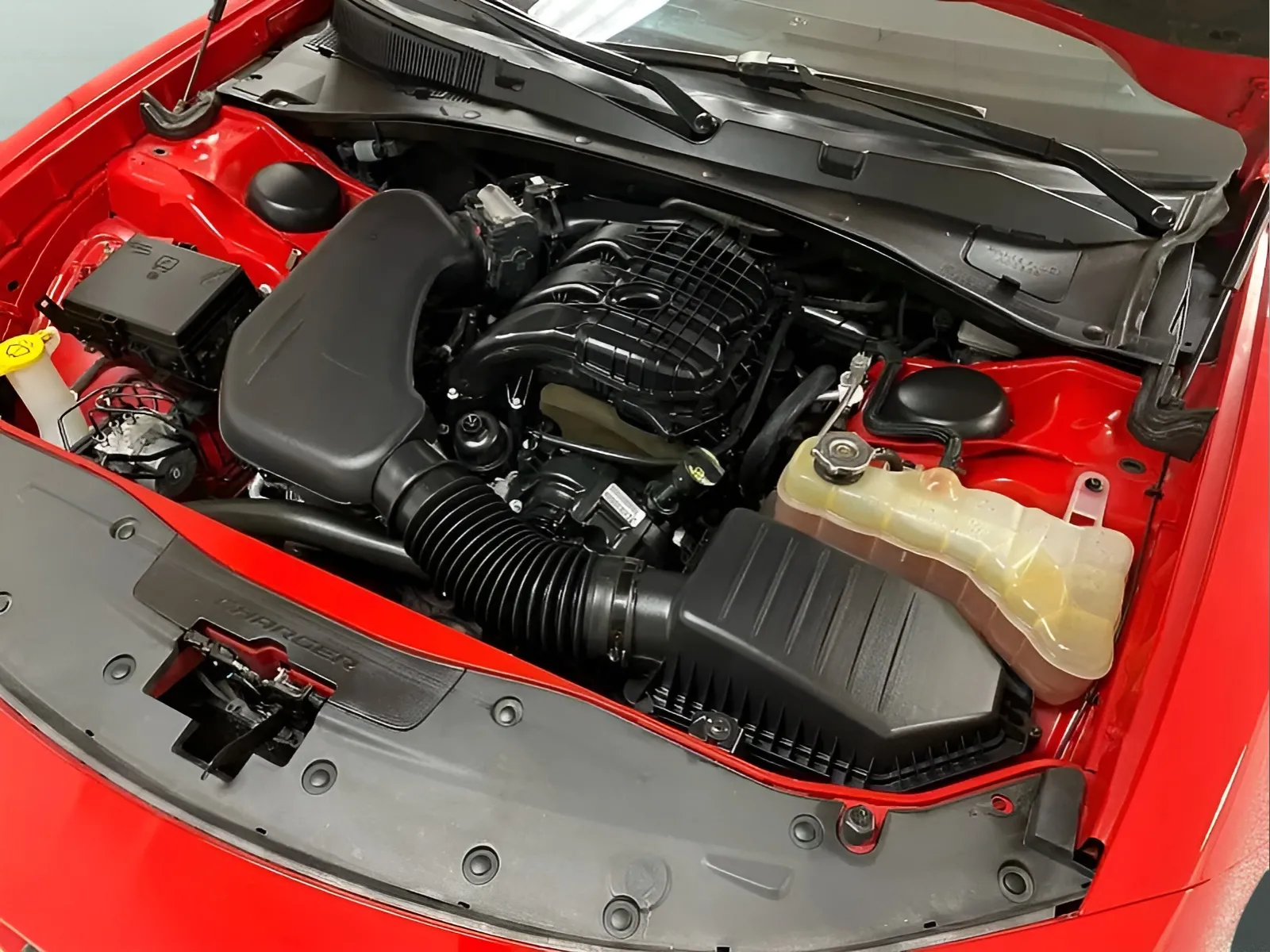 2022 Dodge Charger SXT - Photo 16