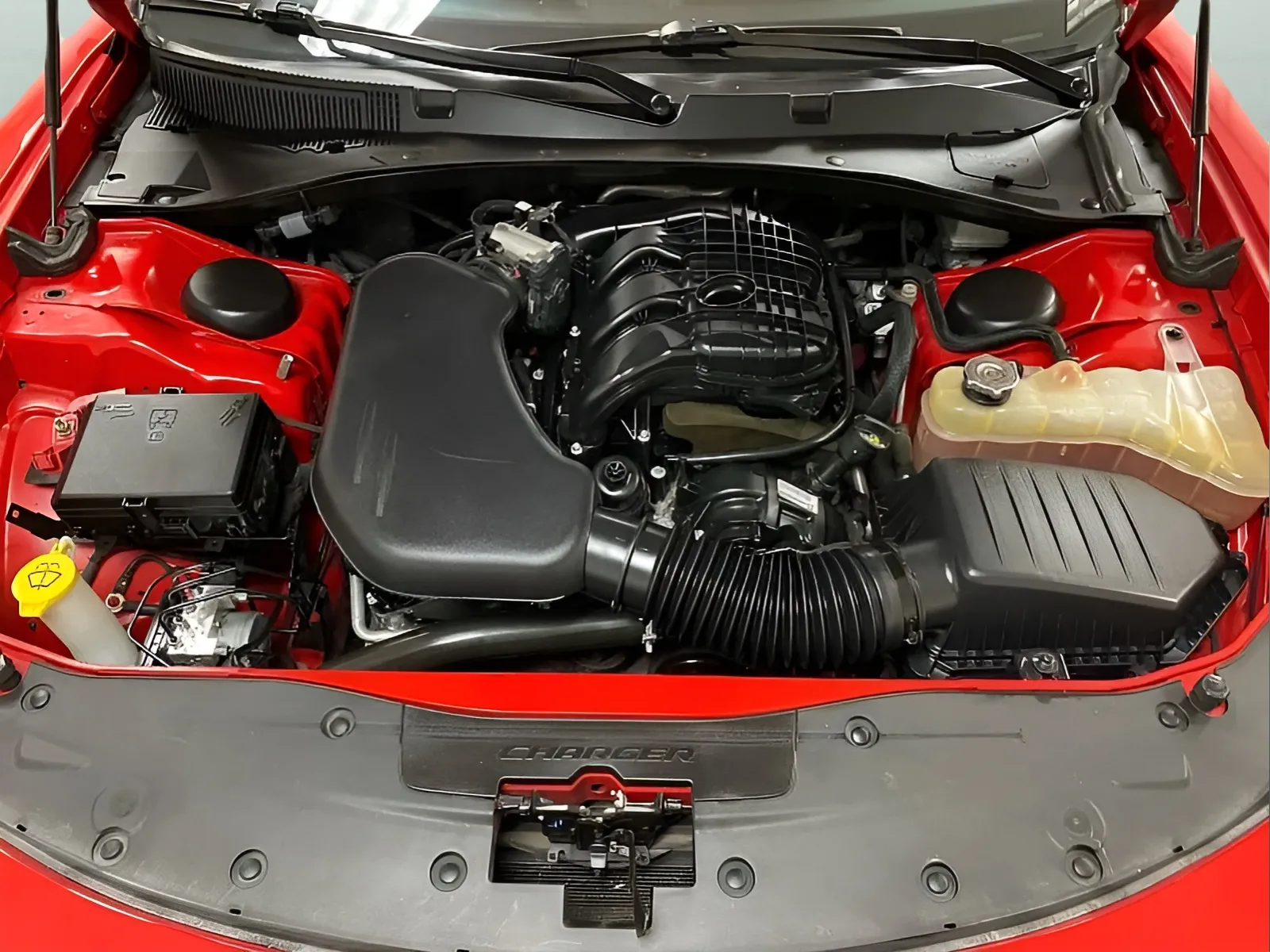 2022 Dodge Charger SXT - Photo 15