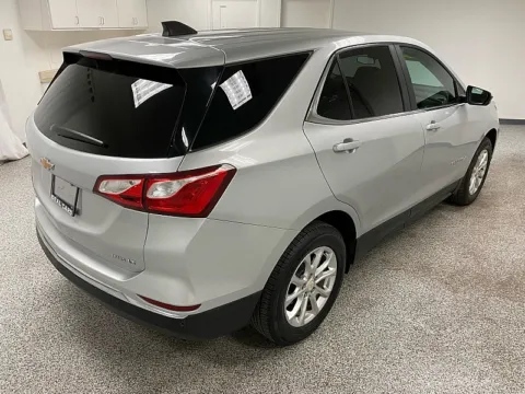 More photos of 2021 Chevrolet Equinox LT at Ideal Cars - at Crismon Rd., AZ