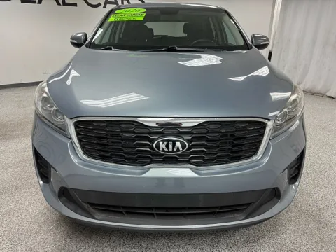 Photos of 2020 Kia Sorento L for sale in Mesa, AZ at Ideal Cars - at Crismon Rd.