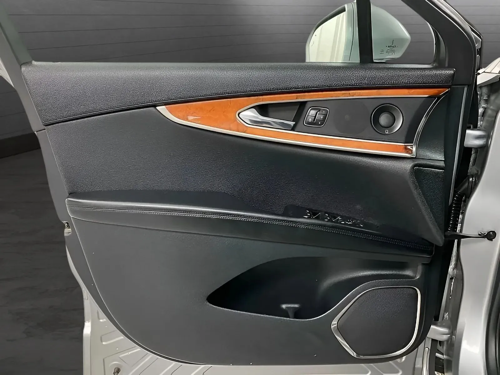 2020 Lincoln Nautilus Reserve - Photo 19