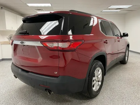 More photos of 2020 Chevrolet Traverse LT Cloth at Ideal Cars - at Crismon Rd., AZ