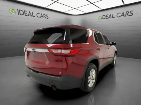 More photos of 2020 Chevrolet Traverse LT Cloth at Ideal Cars - at Crismon Rd., AZ