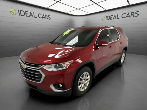 Red 2020 Chevrolet Traverse LT Cloth for sale in Mesa, AZ