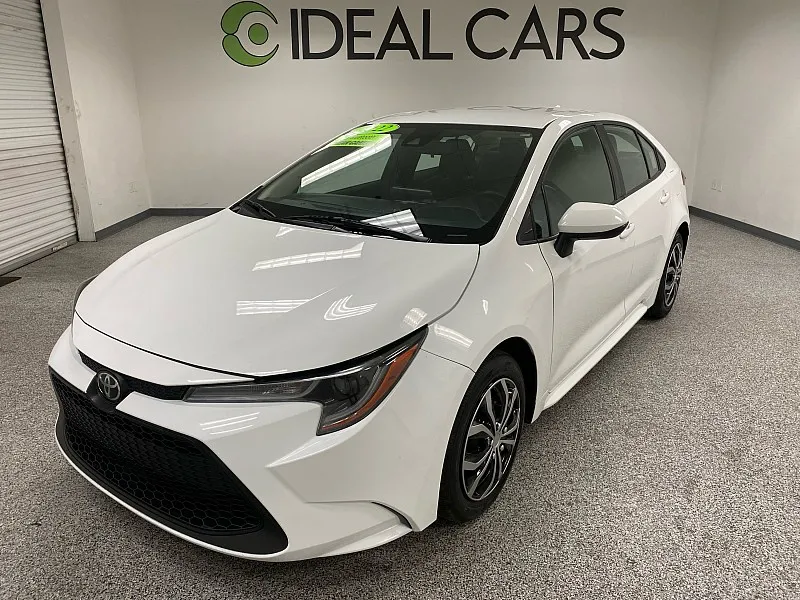 White 2022 Toyota Corolla LE for sale in Mesa, AZ