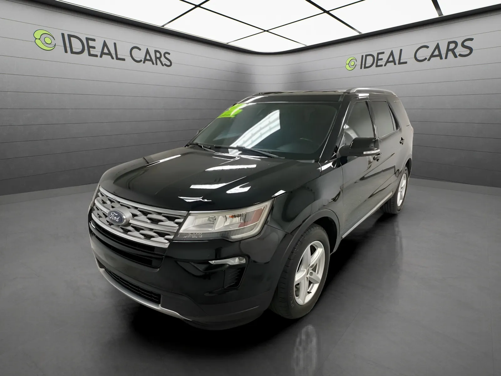 2018 Ford Explorer XLT FWD's photo
