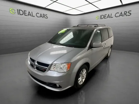Silver 2020 Dodge Grand Caravan SXT for sale in Mesa, AZ