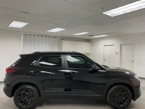 More photos of 2023 Chevrolet Trailblazer LT at Ideal Cars - at Crismon Rd., AZ