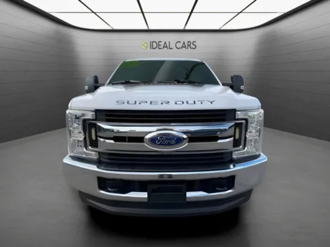 Photos of 2019 Ford Super Duty F-350 4WD XLT for sale in Mesa, AZ at Ideal Cars - at Crismon Rd.